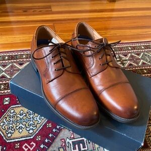 Florsheim Brown leather Jos. A Banks Mens Dress shoe